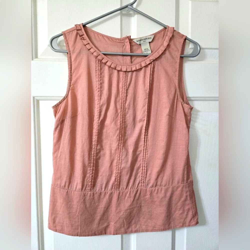 Banana Republic Ruffled Sleeveless Blouse